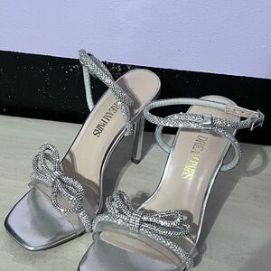 Dream Pairs Glittering Silver Heels